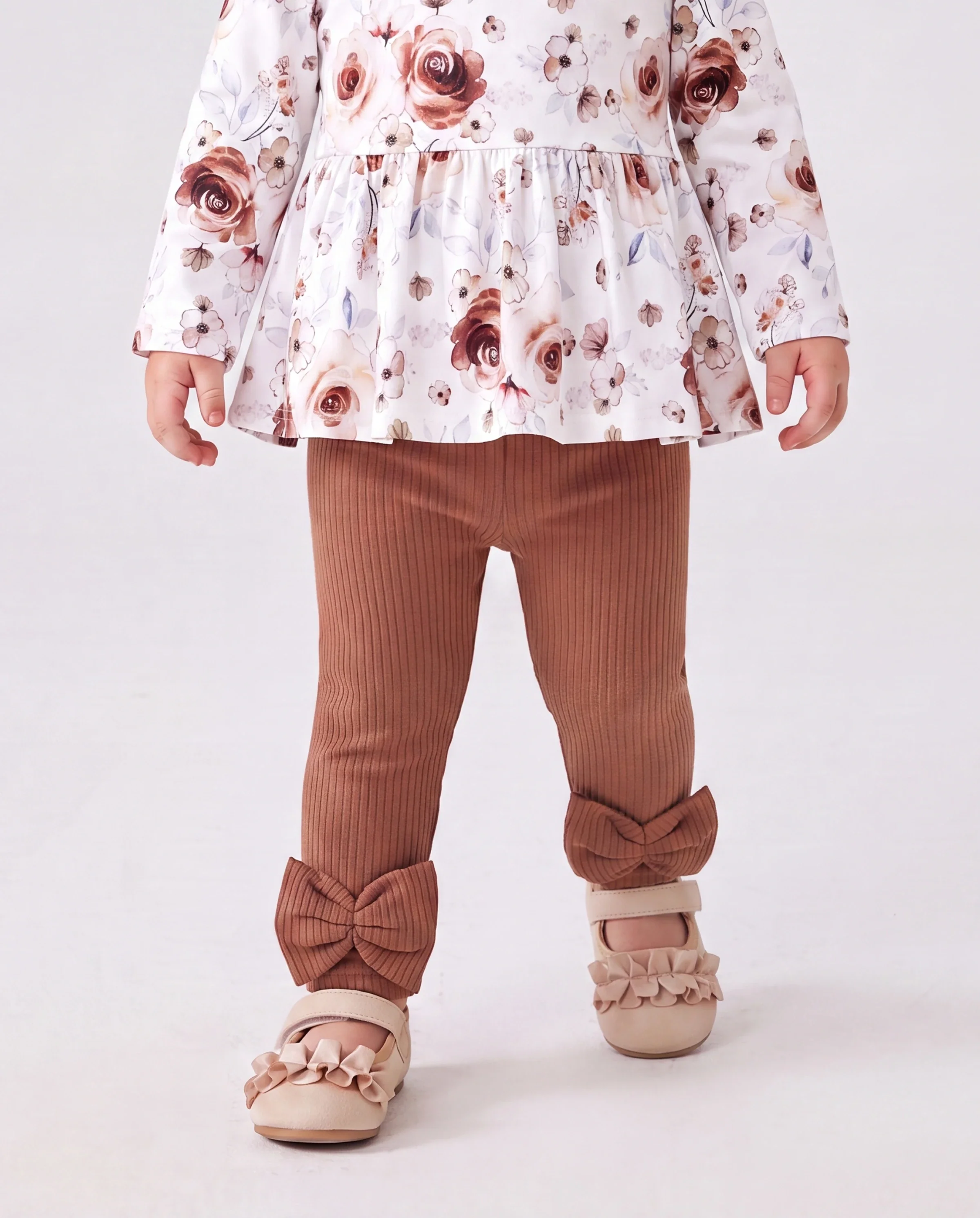 Baby Girl Clothes 2PCS Sweet Big Flower Flutter Sleeve Set
 Brown - Image 4