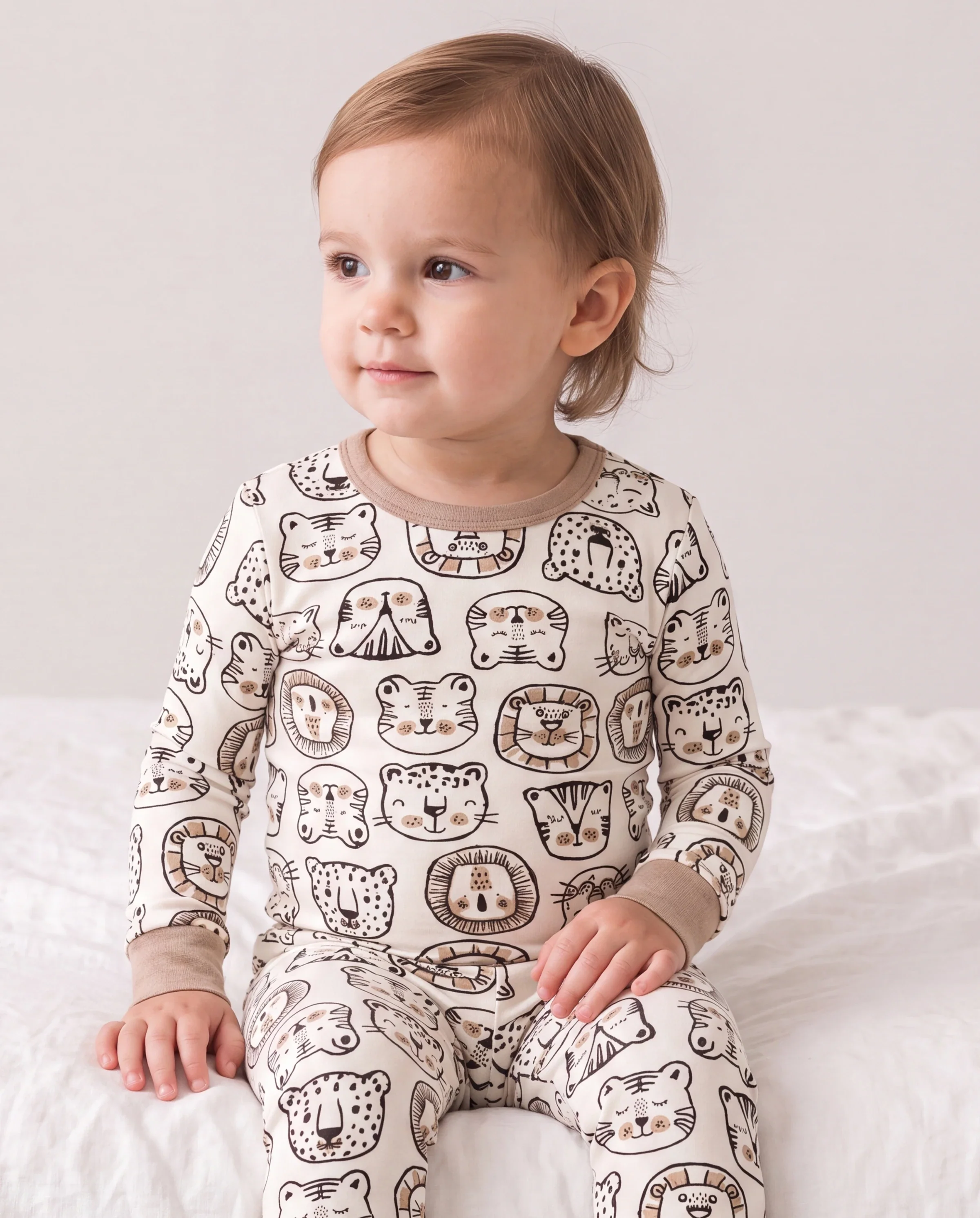 Christmas / Halloween Pajama 2-piece Bamboo Pajamas Set With Childlike Print for Baby / Toddler( Snug-Fitting) Khaki - Image 3