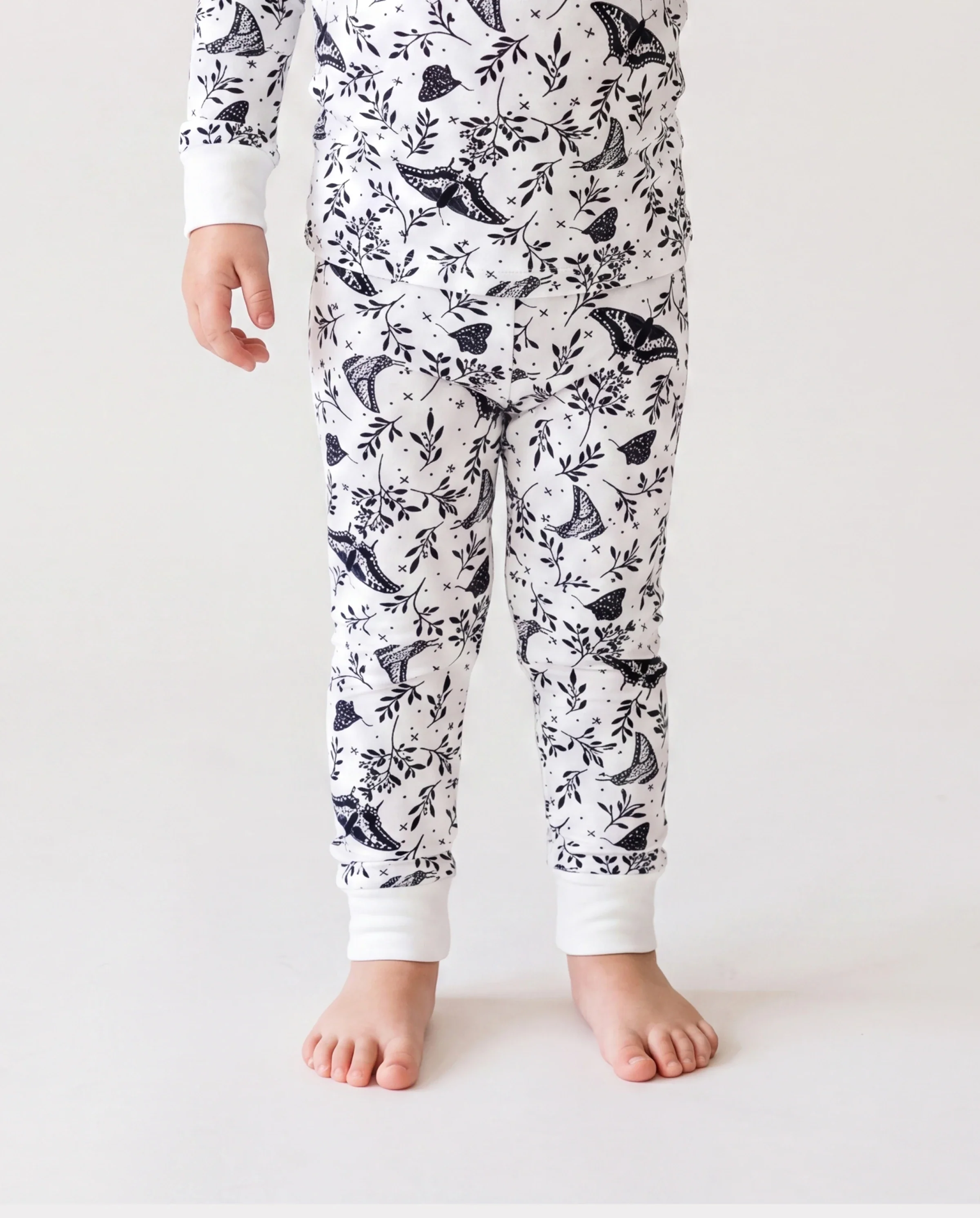 Christmas / Halloween Pajama 2-piece Bamboo Pajamas Set With Childlike Print for Baby / Toddler( Snug-Fitting) White - Image 4