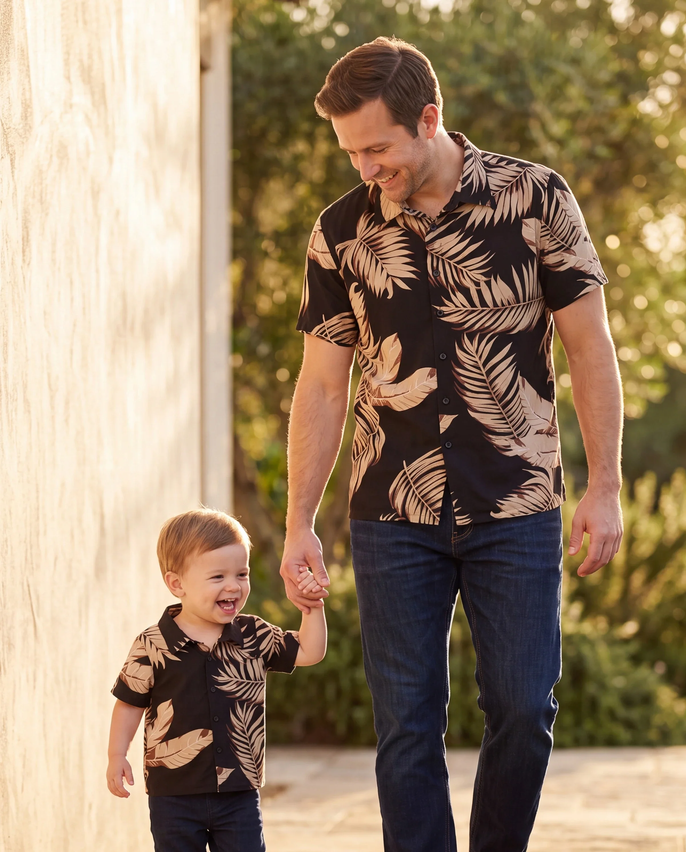 Daddy and Me Family Matching Solid Leaf Sleeveless Halter Dresses And Short Sleeve Tops Sets Black - Image 8