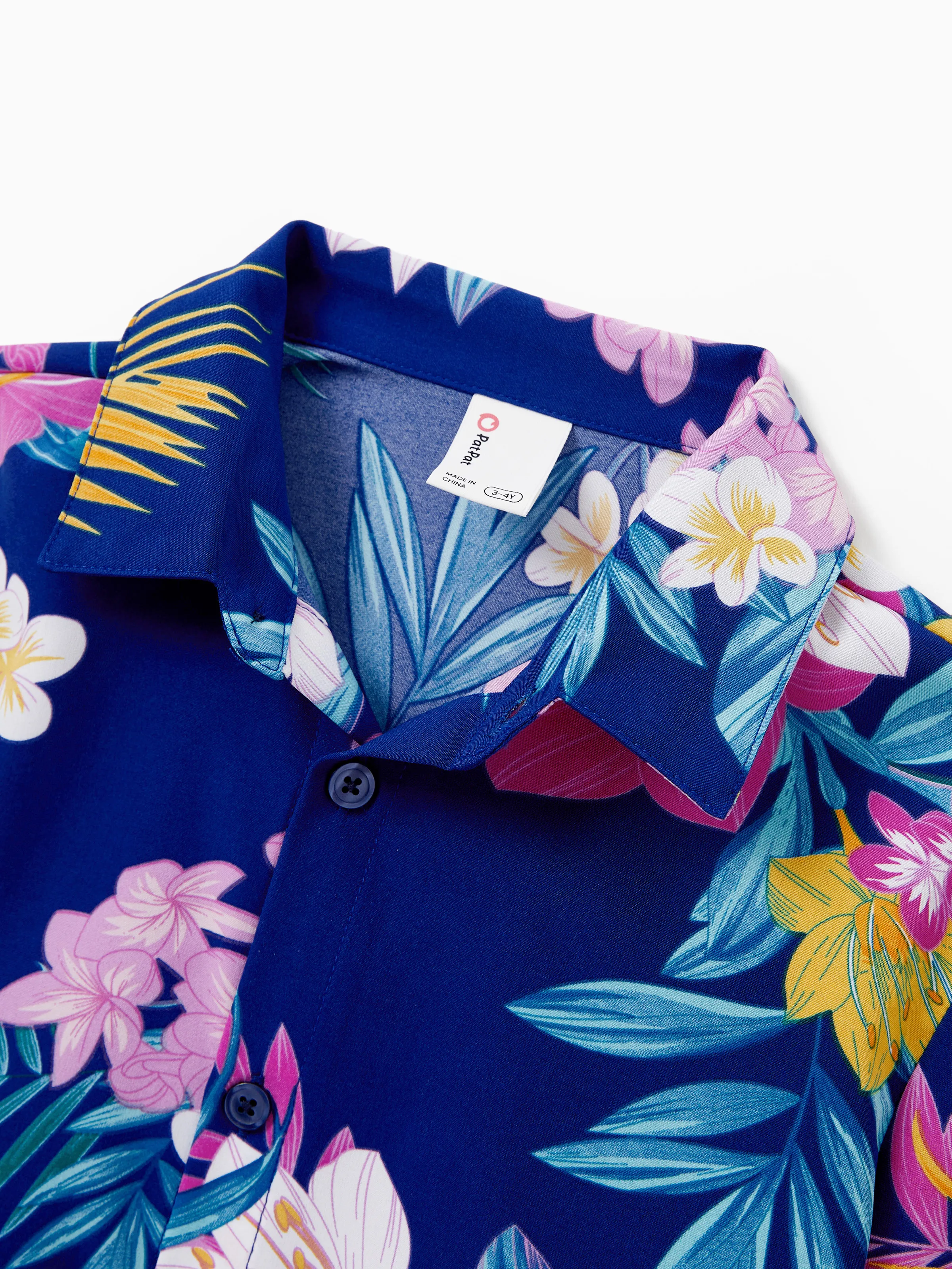 Daddy and Me Matching Family Hawaiian Outfits Tropical Floral Print Strap Dress or Short-sleeve Shirts & Shorts Set Summer Beachwear Set for Vacation Deep Blue - Image 16