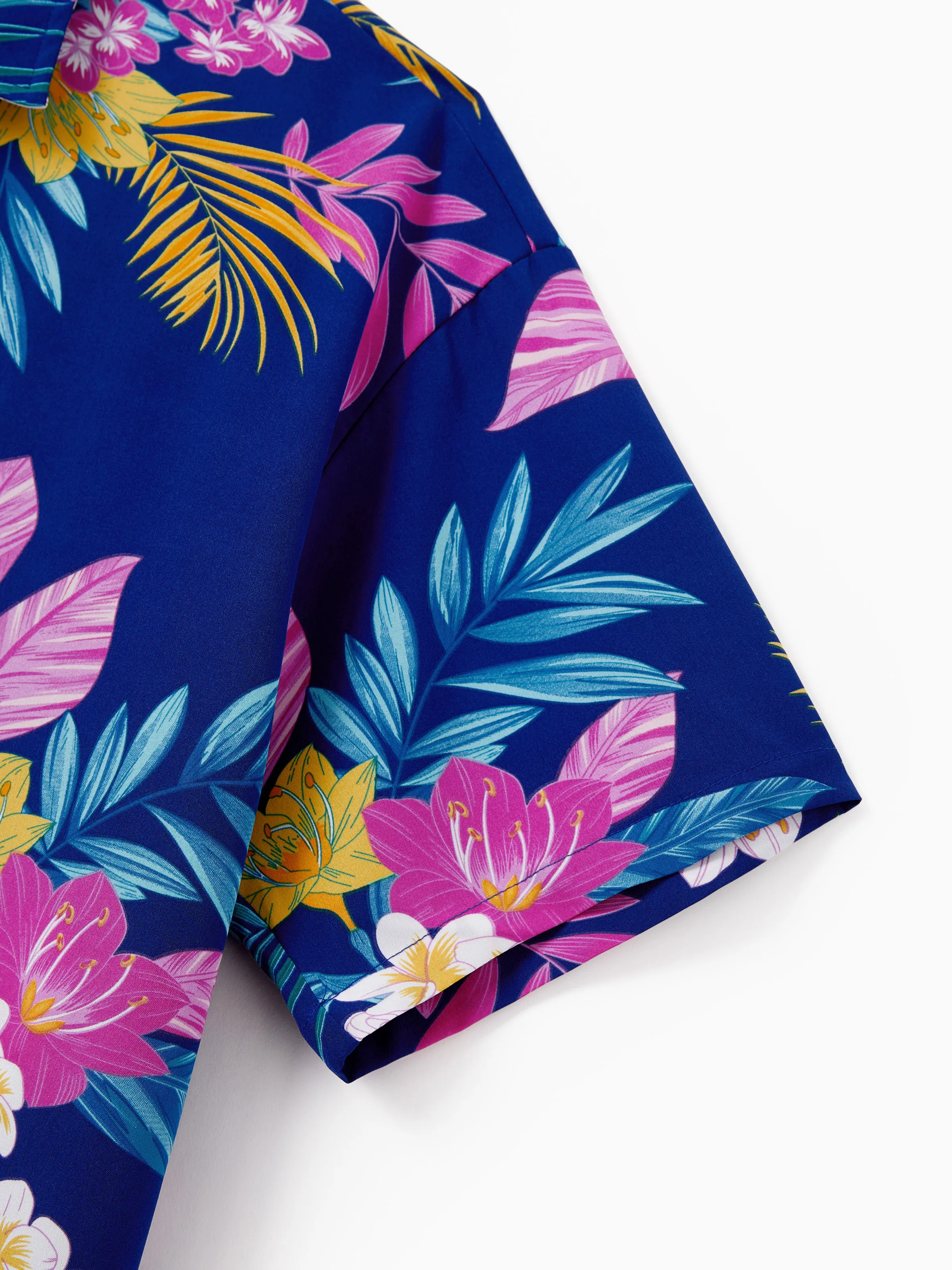 Daddy and Me Matching Family Hawaiian Outfits Tropical Floral Print Strap Dress or Short-sleeve Shirts & Shorts Set Summer Beachwear Set for Vacation Deep Blue - Image 9