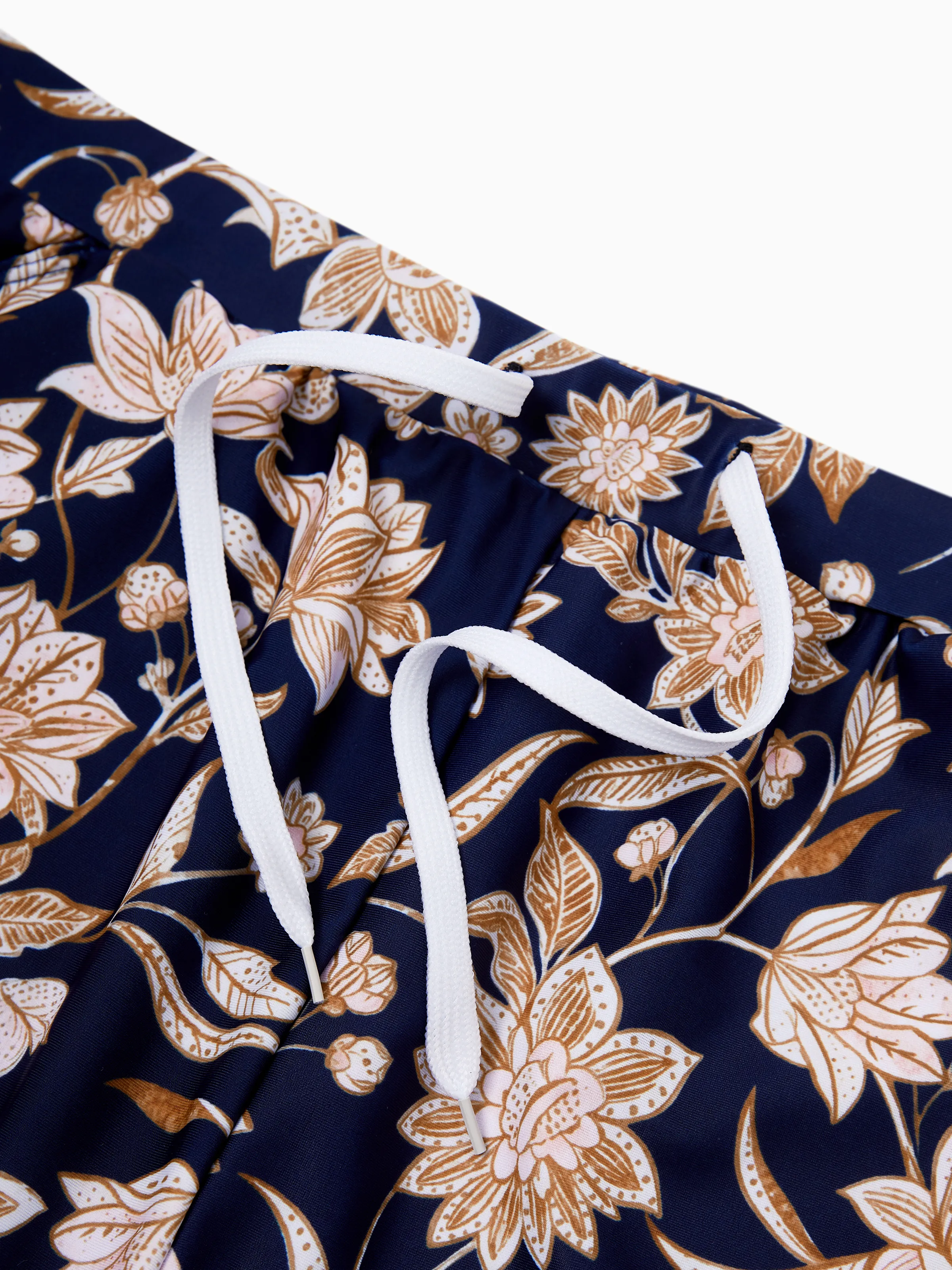 Daddy & Daughter Floral Print Swimsuits 2-in-1 One-Piece Swimsuit & Swim Trunks Deep Blue - Image 6