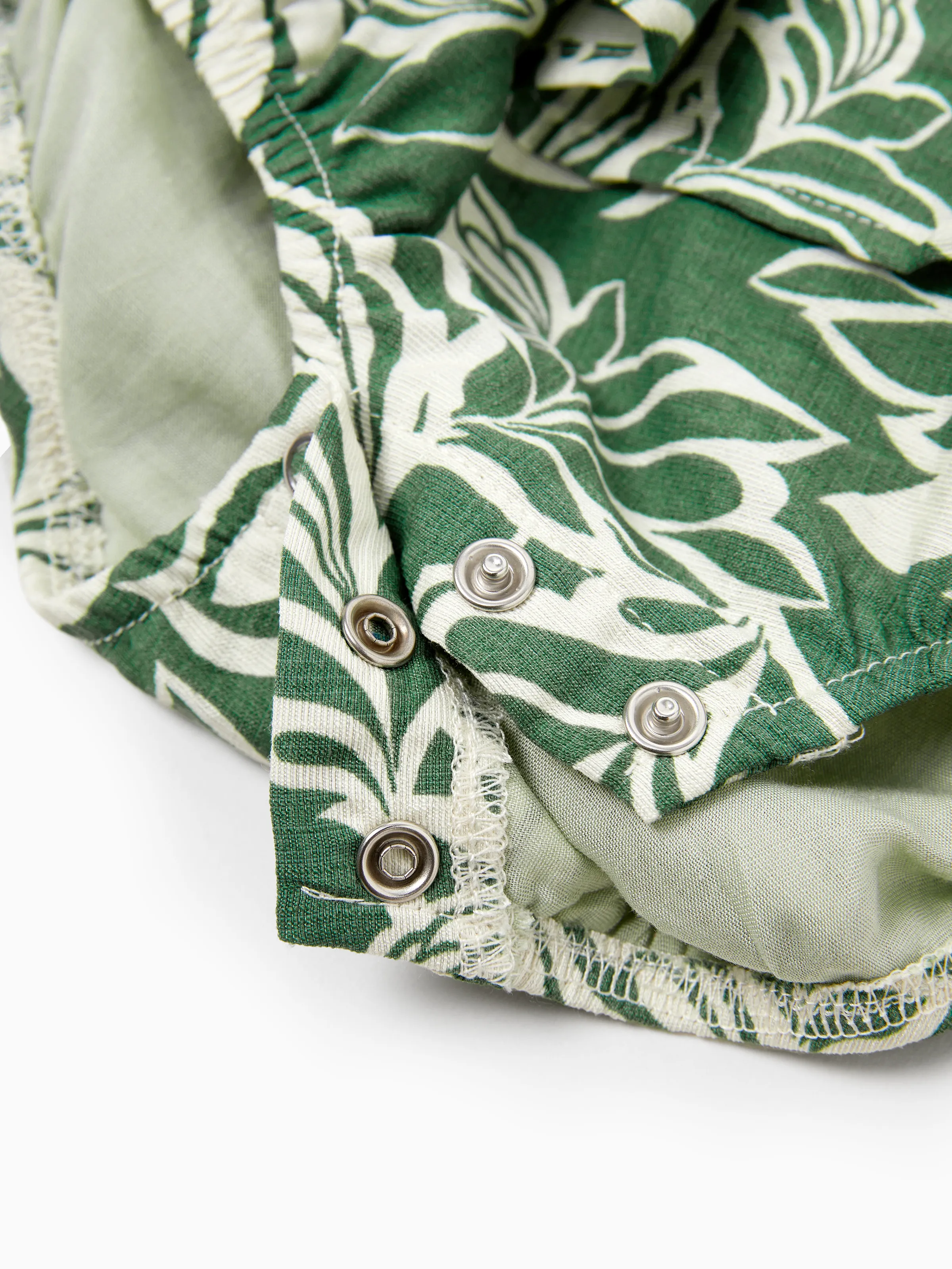 Daddy & Daughter Leaf Print Short-sleeve Shirt or Halter Dress Green Set Green - Image 18