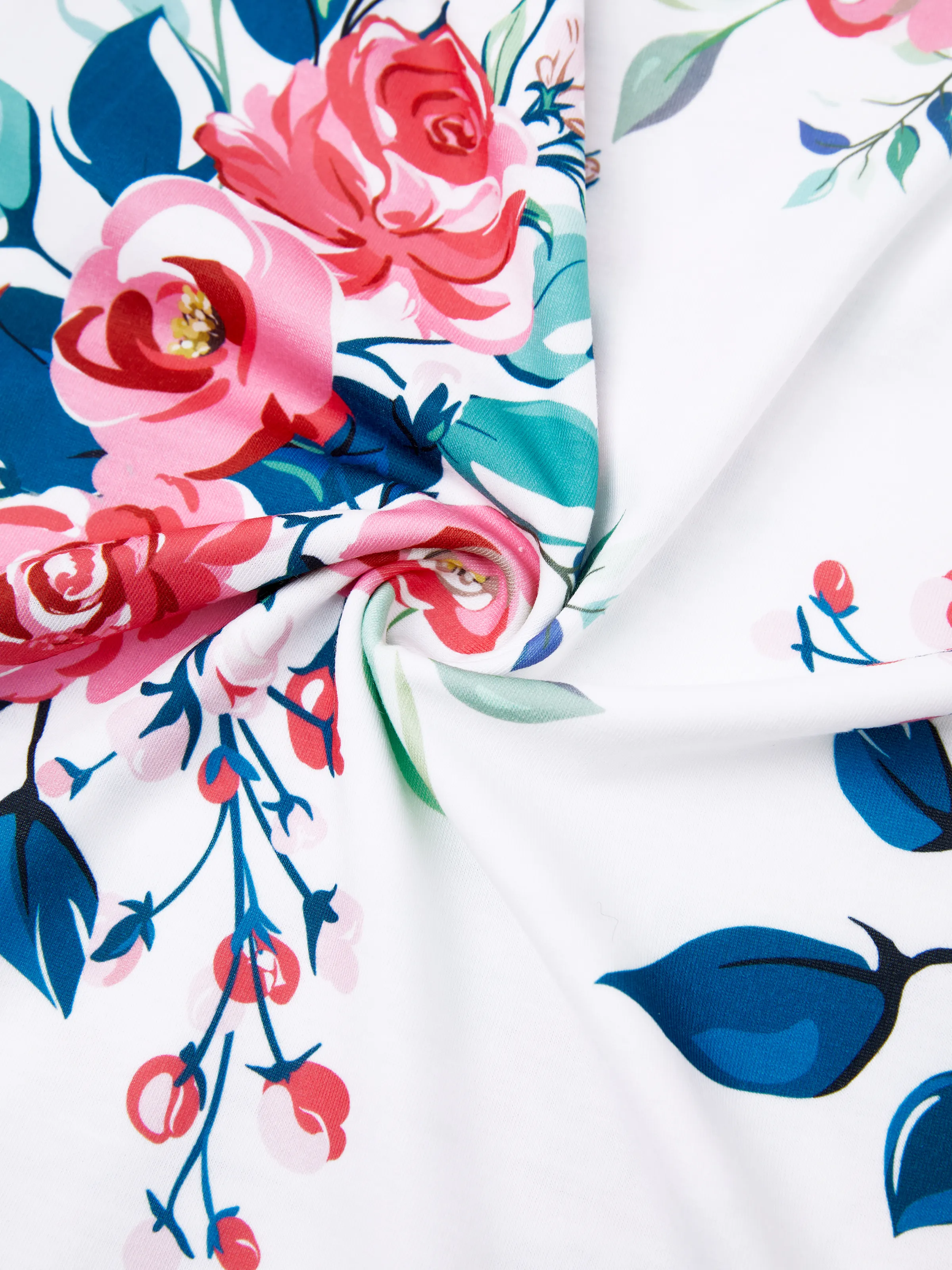 Daddy & Daughter Solid V Neck Flutter-sleeve Splicing Floral Print Dresses and Short-sleeve Colorblock T-shirts Sets Azure- - Image 13