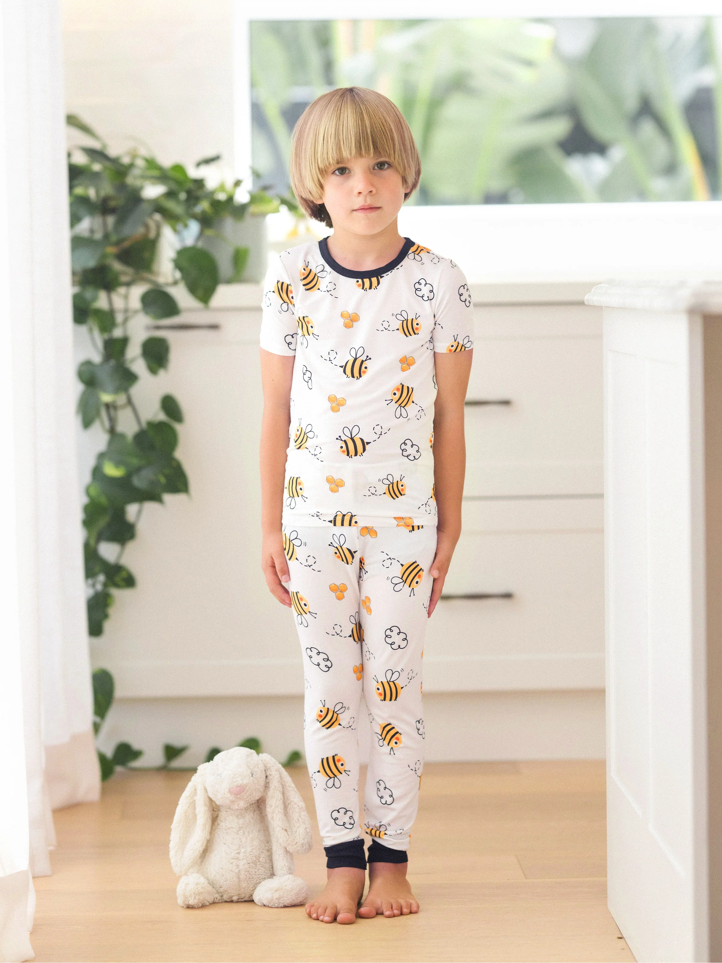 Mommy & me Bamboo Pajamas Soft Bamboo Viscose PJs for Men Women Kids Toddler, Cute Bee Print Sleepwear with Short Sleeve Top and Long Pants White - Image 11