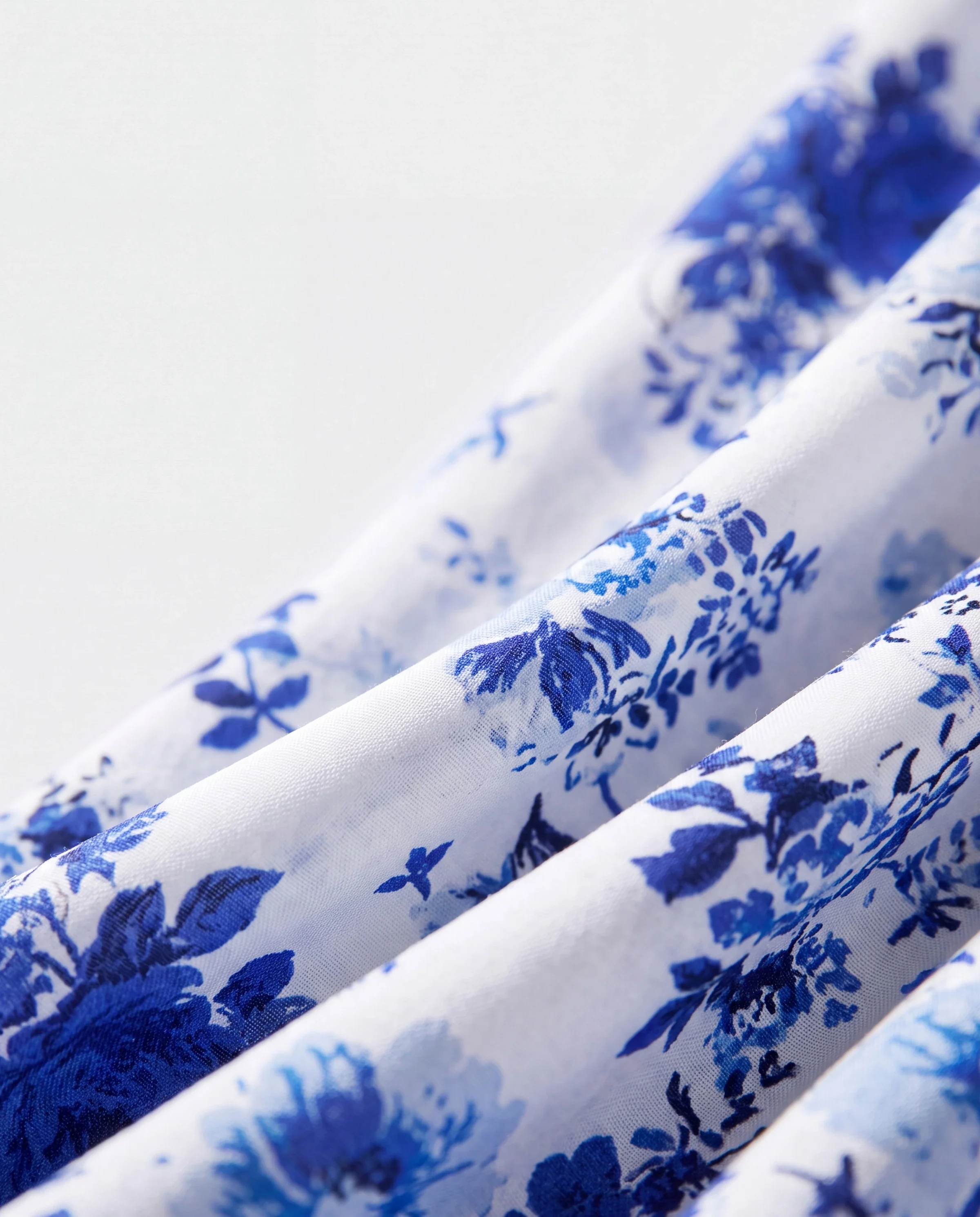 Family Matching Floral Print Short-sleeve Shirt or Tie Waist Dress Set Blue - Image 7
