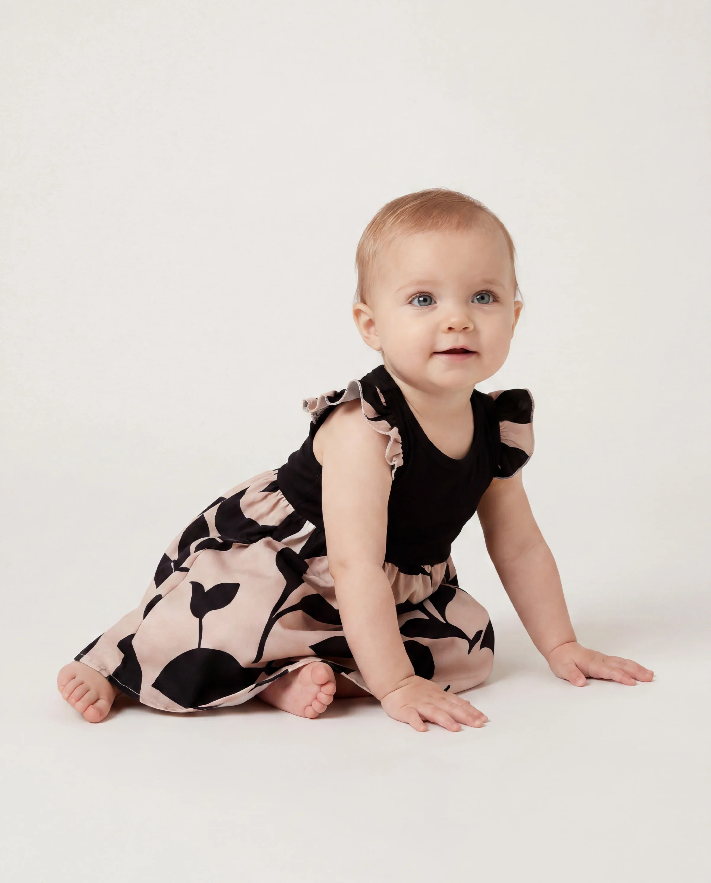 Family Matching Cross Back Floral Strap Dress and Colorblock Top Sets Black - Image 4