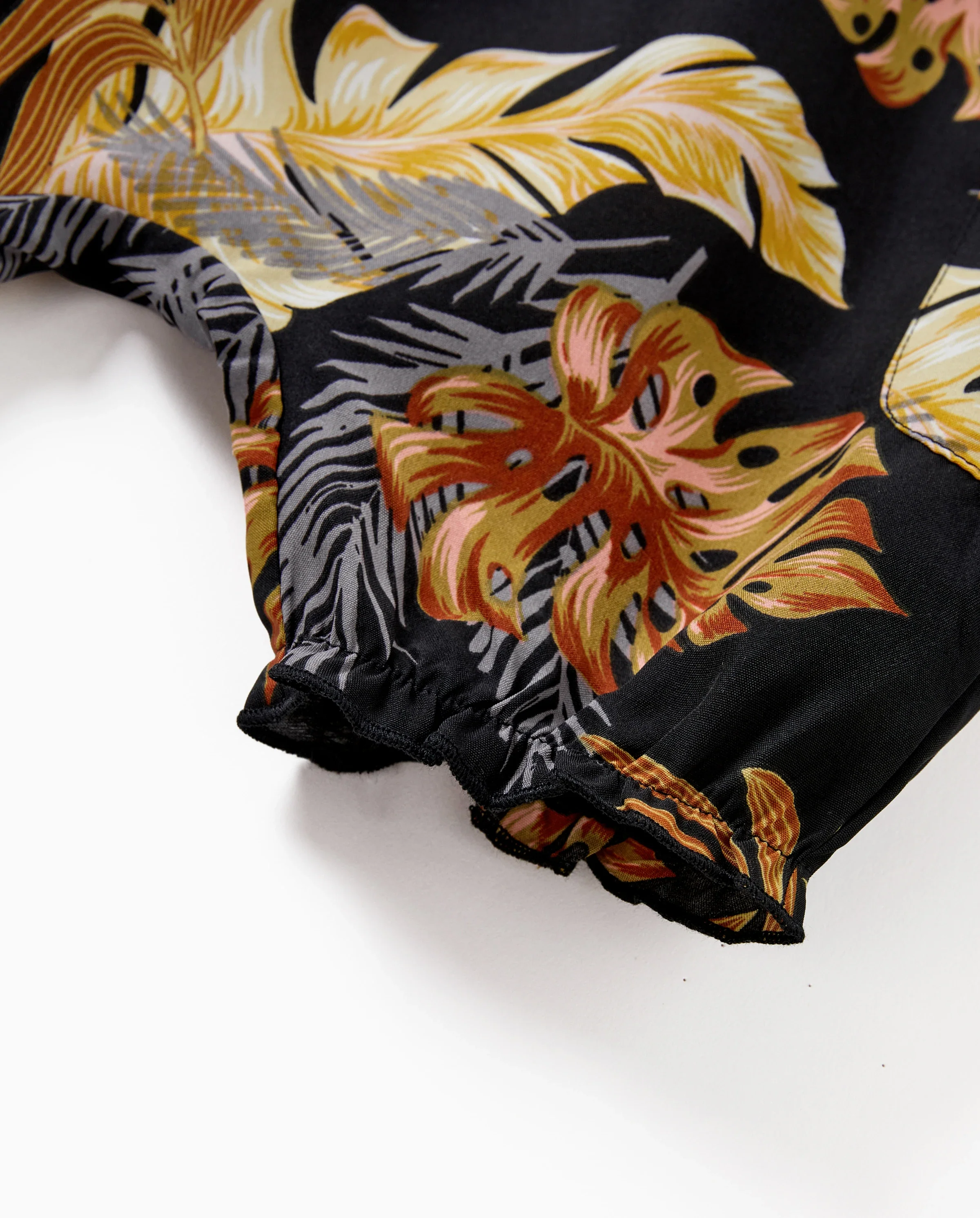 Family Matching Floral Print Beach Wear Short-sleeve Shirt or Camisole top and Wide-Leg Pants Set for Summer Vacation Family Looks Black+White - Image 9
