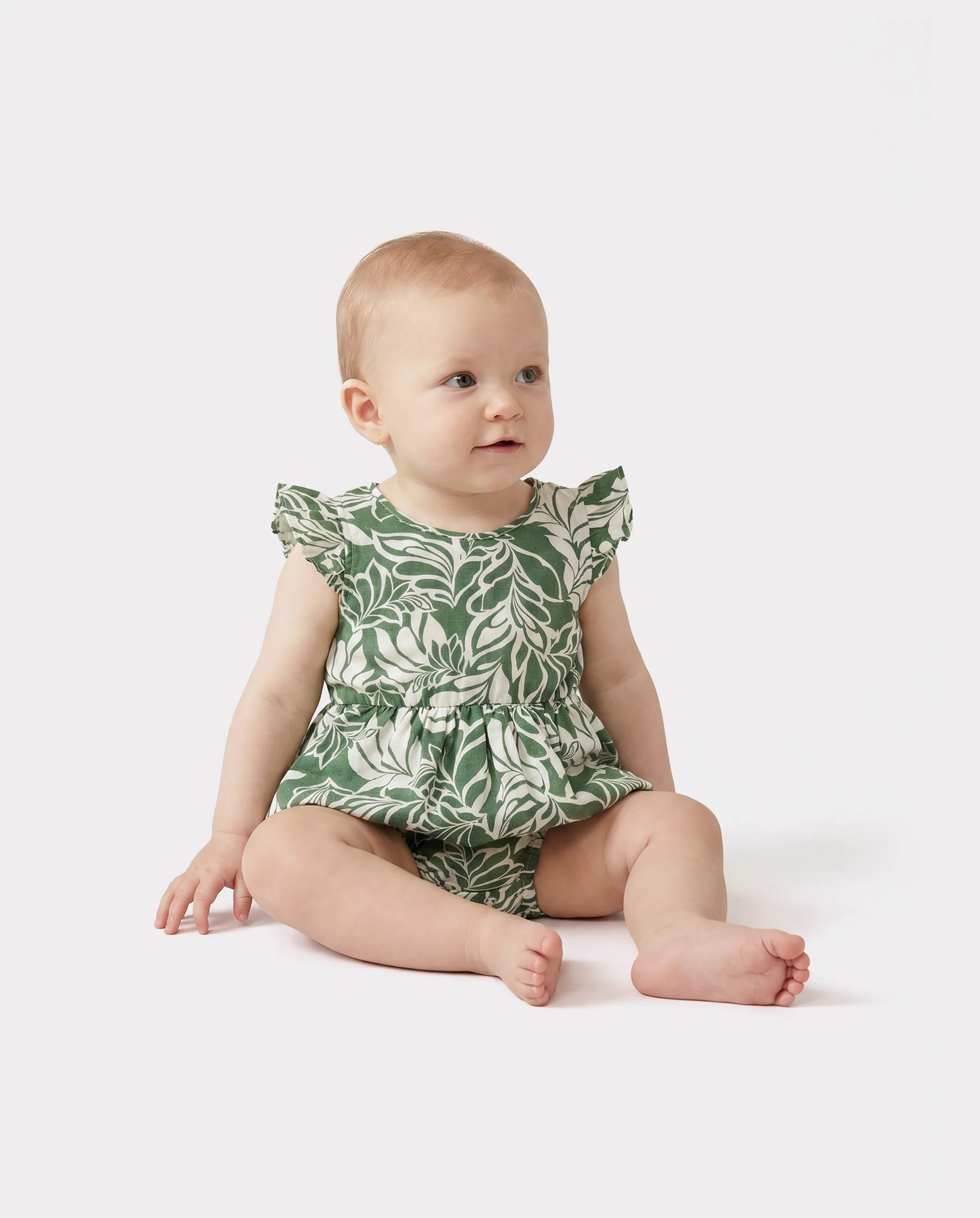 Family Matching Leaf Print Short-sleeve Shirt or Halter Dress Green Set Green - Image 4