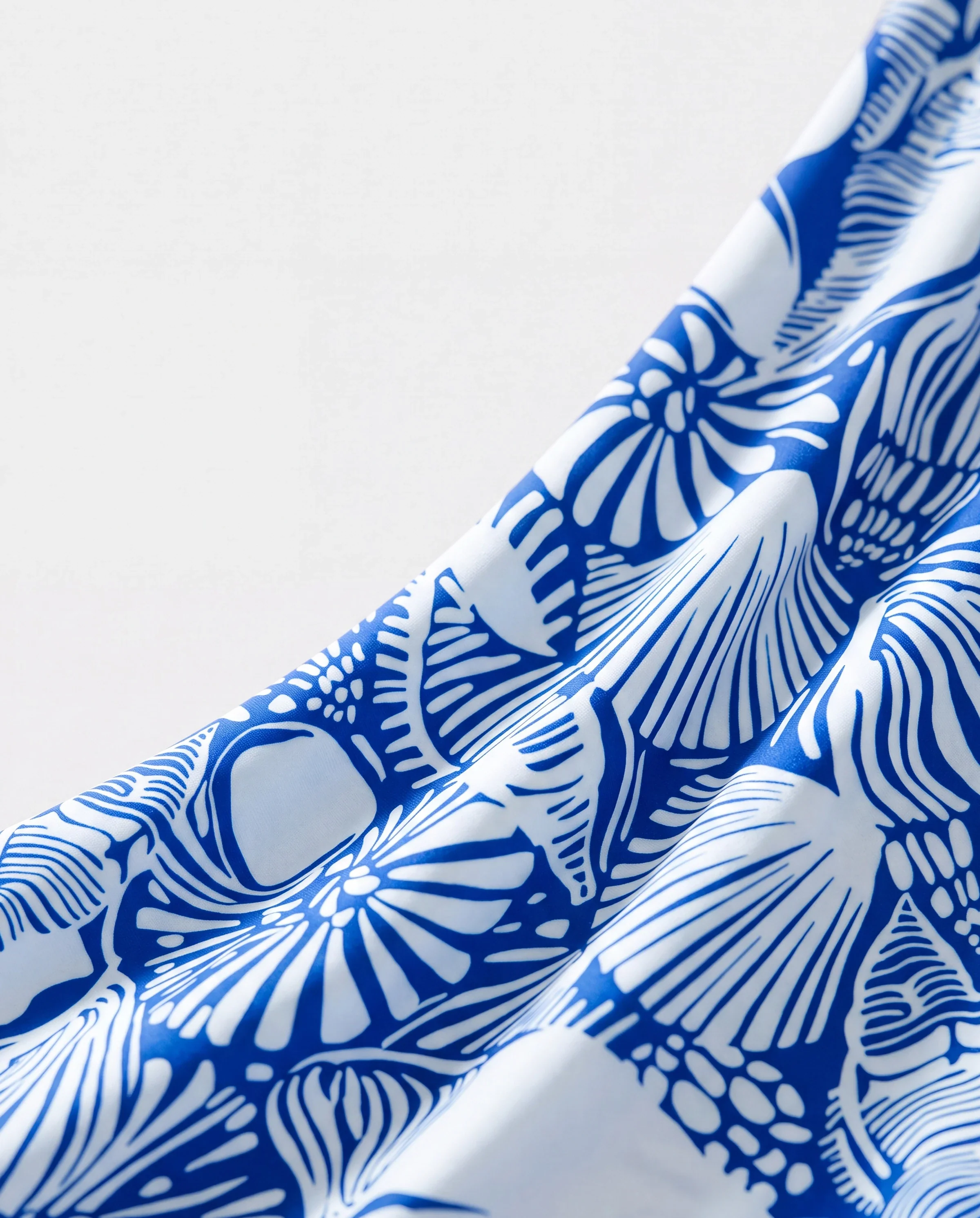 Matching Family Shell Print Swimwear Floral two-piece Bikini & Swim Shorts Set for Mom, Dad, & Kids, Perfect for Beach Days & Pool Parties Blue - Image 6