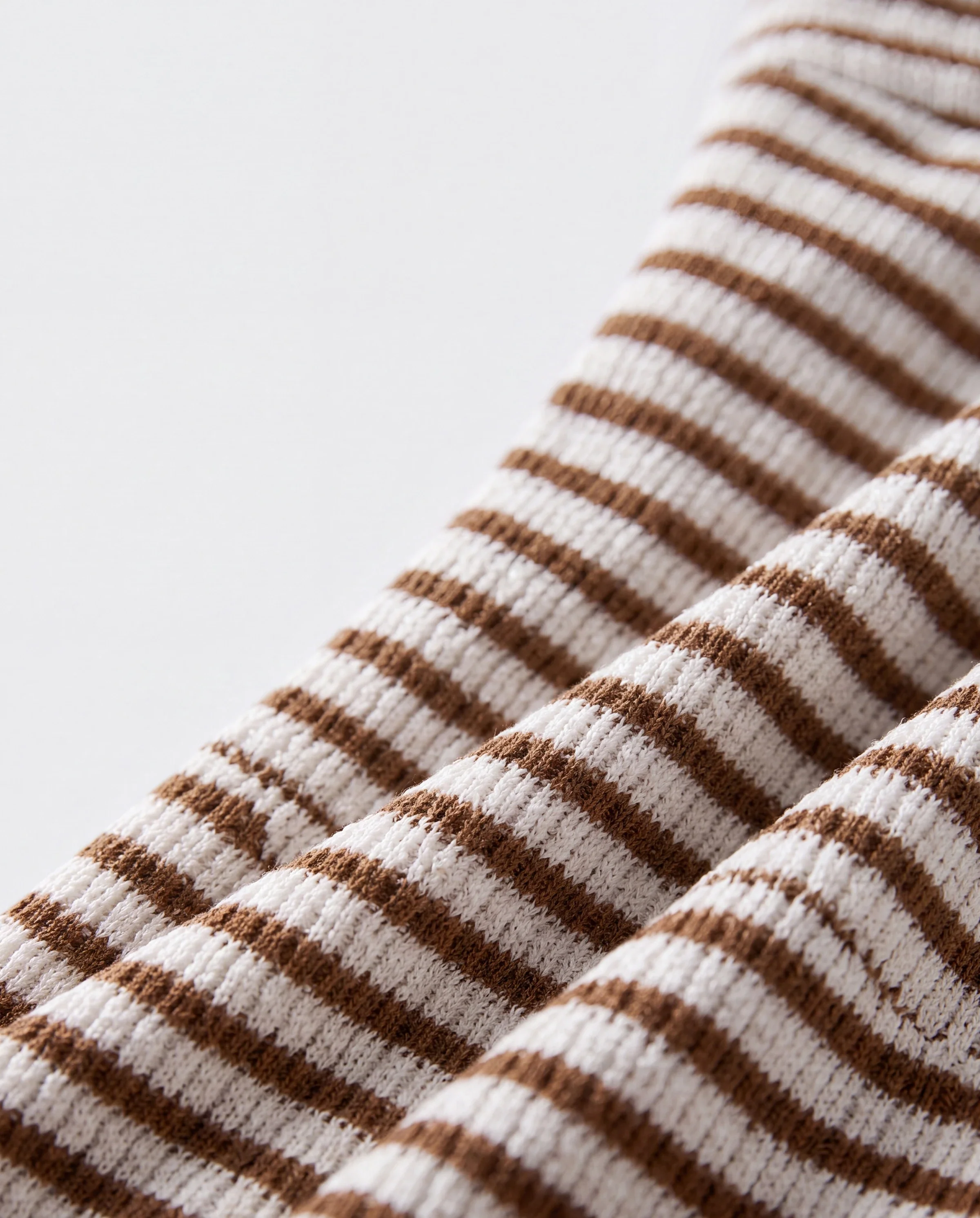 Matching Striped Dresses for Mommy & Me Twist-Front Dress with Tulle Skirt, Perfect for Summer Family Outings & Photos Khaki - Image 5