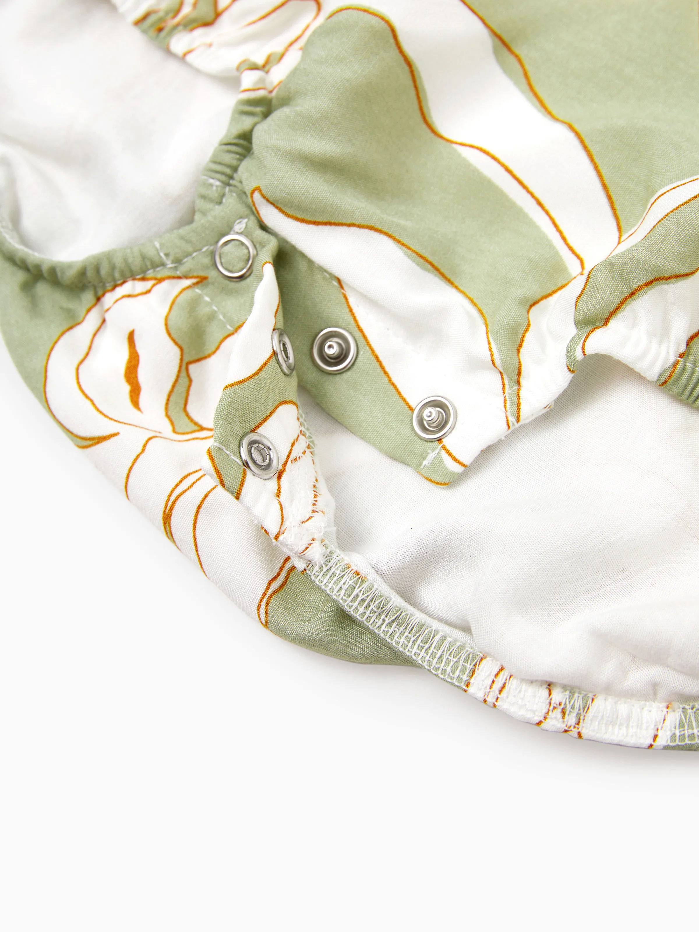 Mommy & me Outfits Tropical Floral Print Strap Dress or Short-sleeve Colorblock Shirts Set Pale Green - Image 20
