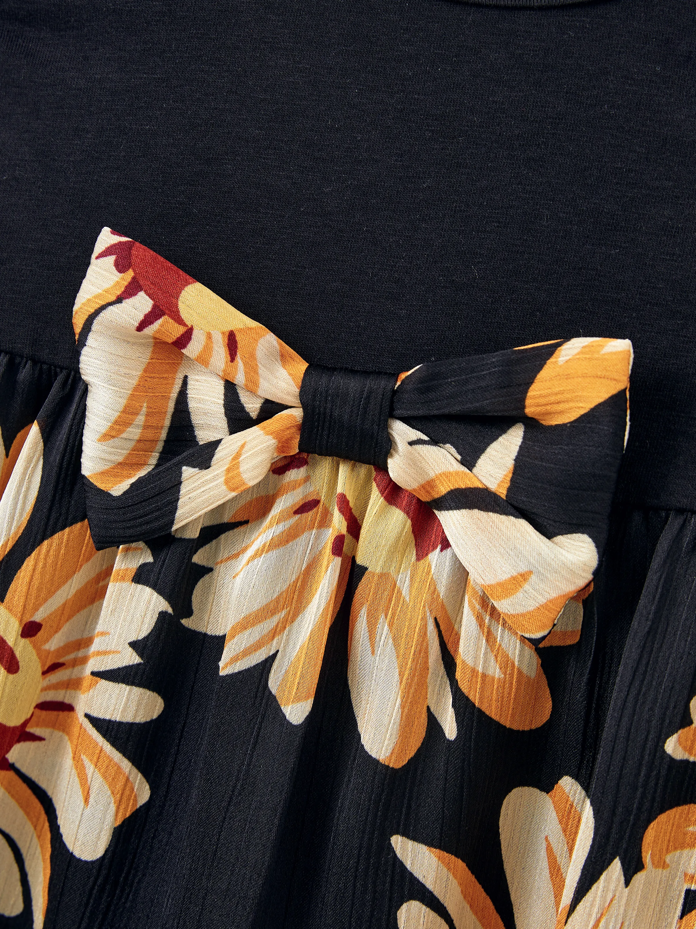 Mommy & me Set Floral Sleeveless Strappy Dress or Colorblock Short-sleeve T-shirt Black - Image 20