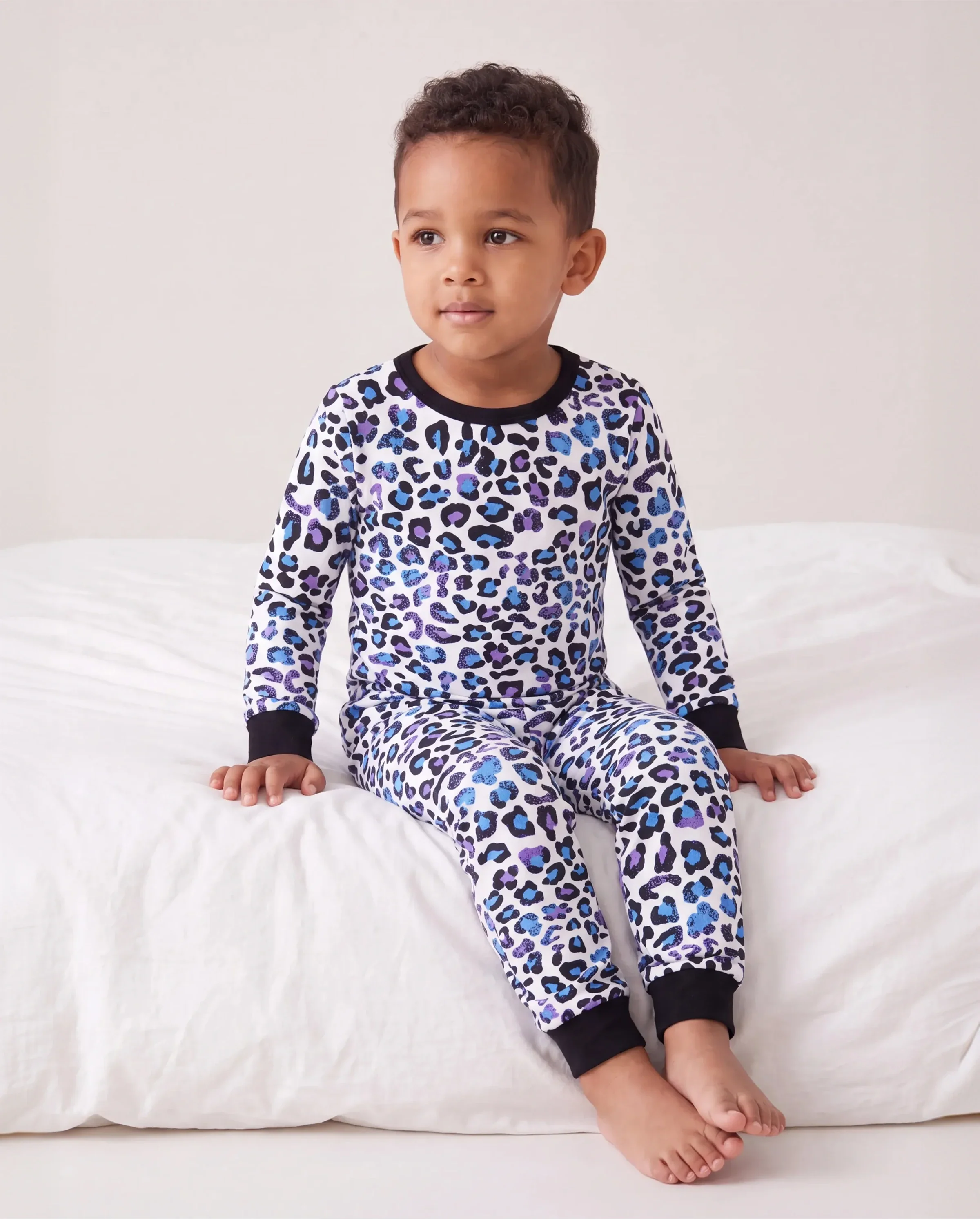 Toddler / Kids 2-piece Organic Cotton Pajamas with Childlike Print Snug fit Pjs for Girls / Boys Black - Image 3